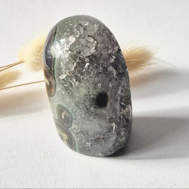 Moonlight Gemstones Amethyst Eyes Freeform – Agate Eye – 134g Meerkleurig