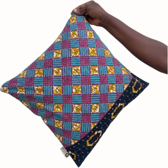 Maame Tumi Kussenhoes | Leuk cadeau | Kussenhoes 40x40 | Handgemaakt in Ghana | Fairtrade sierkussenhoes | Sierkussenhoes | Kleurrijke kussenhoes Blauw