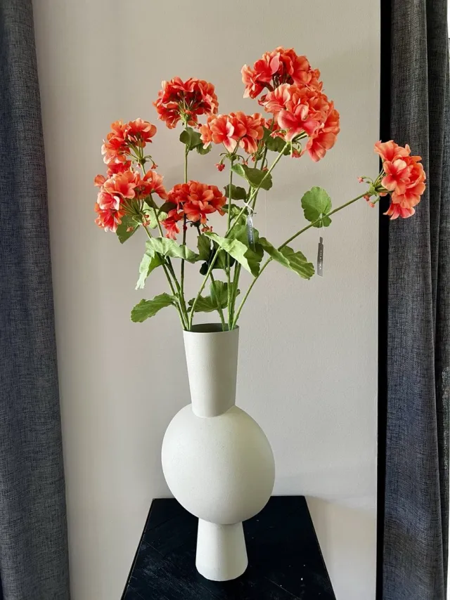 Silkka Geranium tak - 94 cm hoog - Oranje
