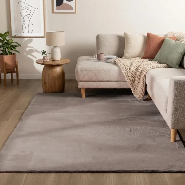 flycarpets Amalfi vloerkleed Taupe - Laagpolig Fluffy en Zacht - Woonkamer tapijt - 240x340 cm