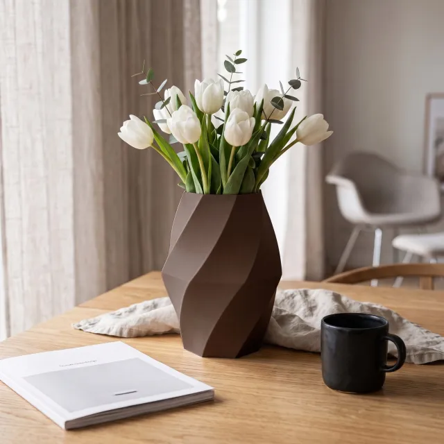 AUREA - Maison AUREA Gedraaide Vaas Donker Bruin – Bloemenvaas voor Droogbloemen – Donker Bruin Design – 16 cm