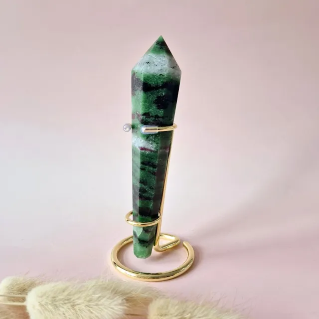 Moonlight Gemstones Edelsteen Ruby in Zoisiet Scepter (170 gram) Meerkleurig
