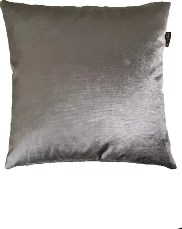 Zippi Design Shine Taupe Sierkussen 45x45 cm Luxe (veren vulling) kleur Taupe Antraciet Bruin