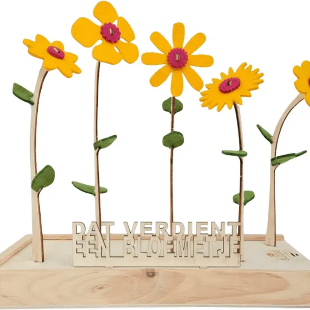 Blooms out of the Box Happy Blooms vilten bloemen – Dat verdient een bloemetje – brievenbus cadeau Geel
