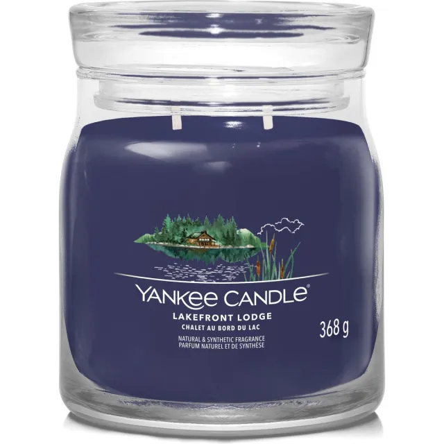 Yankee Candle Lakefront Lodge Medium Geurkaars - 50 branduren - 2 lonten Donkerblauw