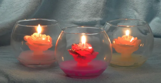 MilaNNE Set met 3 prachtige bloemen figuurkaarsen in glas - Gemaakt door Candles by Milanne creme