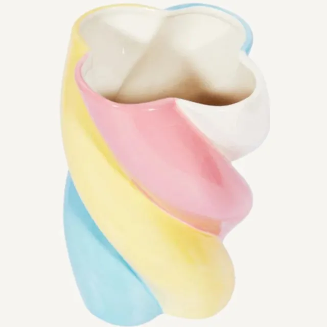 Expressionist Press L’expressionist keramiek vaas | Vase Candy Marshmallow 22x15x15cm multi