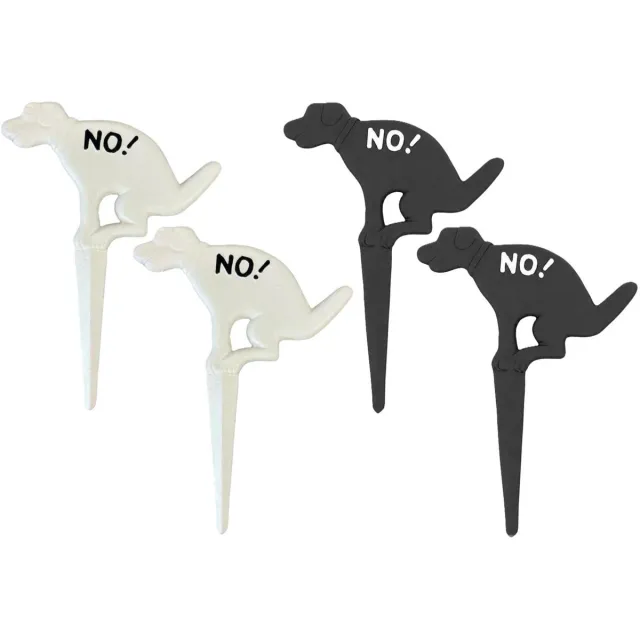 Bellatio Decorations Hondenbordjes op steker - zwart/wit - 4x stuks - niet poepen - gietijzer - 27 cm - gazon - gazon bordjes - 2 per kleur Multi