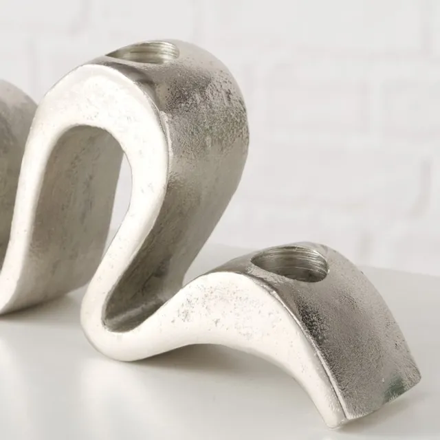 Boltze Home Kaarsenhouder 4 Dinerkaarsen - Kandelaar Zilver Metaal - Organische Golvende Vorm - Moderne Woondecoratie - 30,5 x 4 x 9 cm