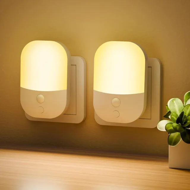 Tovbmup Twee nachtlampjes - met schemersensor - instelbare helderheid - 3 standen - warm wit licht - geschikt voor hal, slaapkamer, keuken, woonkamer, badkamer - 0,3W