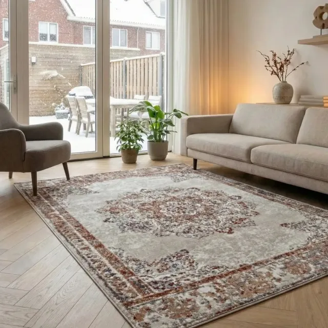 flycarpets Klassiek Vintage Vloerkleed Maderno - Creme / Multi - 160x235 cm - Perzisch Tapijt Laagpolig - Woonkamer