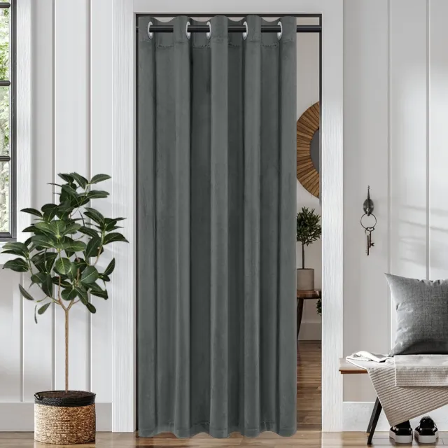 Qelus Fluwelen Isolerende Deurgordijn met Ringen Donkergrijs - Verduisterend & Privacy - Kant en Klaar 87x203 cm - Thermische Gordijnen Voor Deur, Trap of Kast