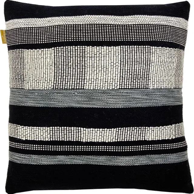 Malagoon Black texture cushion square Zwart, offwhite