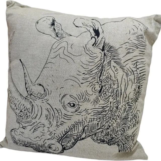 CottonCounts Kussen Neushoorn Rhino 40 x 40 cm met Binnenkussen Beige