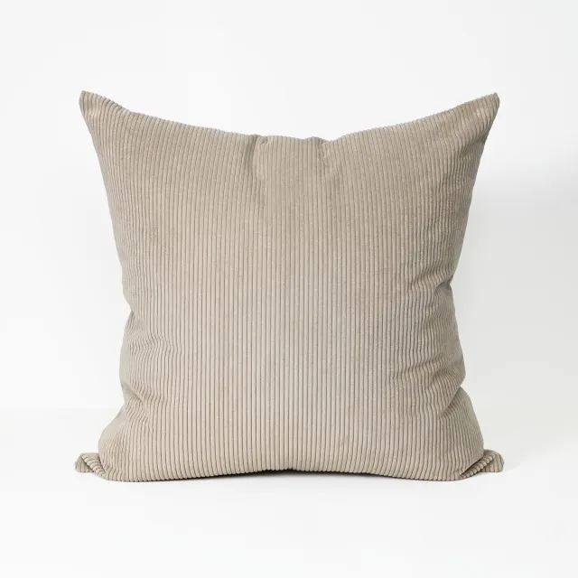 Darcy & Duke Oatmeal - Ribfluwelen sierkussen - 55 X 55