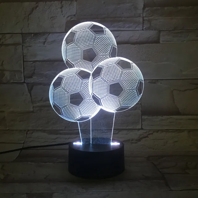 MC Living 3D Led Lamp Met Gravering - RGB 7 Kleuren - Voetballen