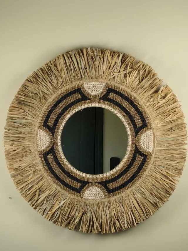 Blitzdeco Wandspiegel - Shawn - Ronde - Beige/Wit/Zwart - Handgemaakt Uniek - 70CM Beige, wit, zwart