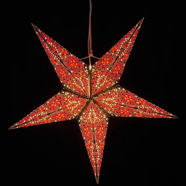 MoreThanHip Kerstster papier met verlichting - 60 cm diameter, 24 cm diep - Kerst ster voor binnen - Jaipur Rood - FSC papier - Incl. USB-LED-verlichtingsset (5 m. snoer, schakelaar en bevestigingsclip) - Kerst Raam decoratie - Kerstversiering - Kerstverlichting