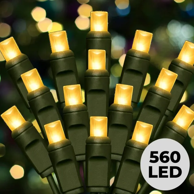 Lomera Kerstverlichting 11 Meter - 560 LED Lampjes - Extra Warm Wit - Binnen en Buiten - Met Timer en Dimmer - Groene Kabel - IP44 Adapter - Kerstboomverlichting - Geschikt voor 180cm Boom
