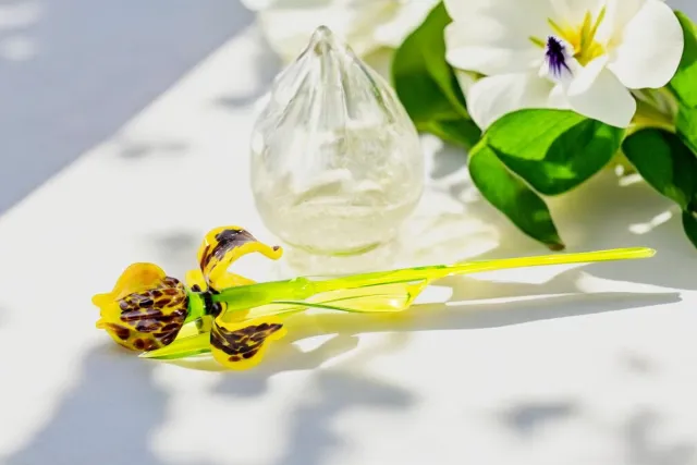 Loranto Glazen Iris Groot - Bruin Geel - Bloem van Glas - Bloemen - Kunstbloemen - Decoratie