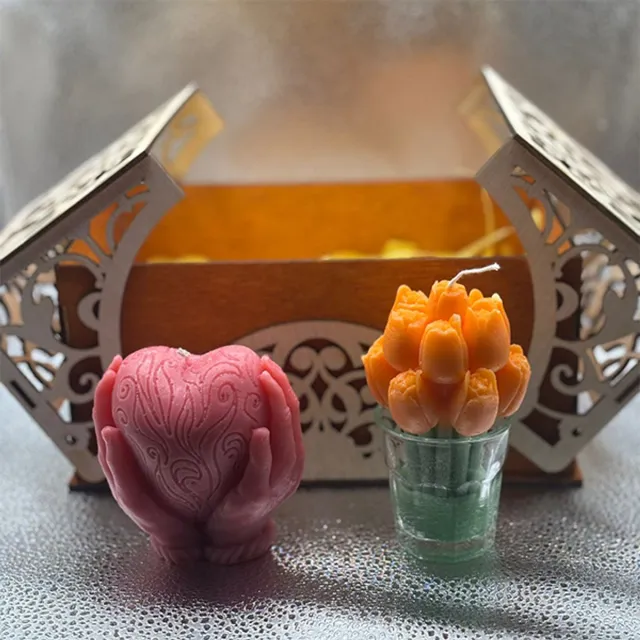 MHOLY M-Holy Luxe Geurkaarsen Cadeauset – Handgemaakte Kaars in Hartvorm & Tulp – Magnolia & Citrus Geuren – Inclusief Houten Geschenkdoos – Brandtijd 6 uur Rood, Oranje