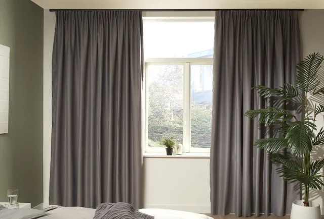 MESA LIVING Verduisterende Gordijnen - Lichtgrijs - Gordijnen kant en klaar met Haakjes - 150 x 250cm