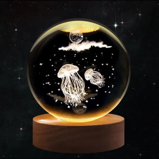 Mazaico 3D Kristallen Bal Jellyfish - Nachtlampje - LED Glas Licht Hologram lamp met Massief Houten Basis - Nachtlamp - Cadeau idee - Verlichting - USB aansluiting - Woondecoratie-8 cm Transparant-Jellyfish