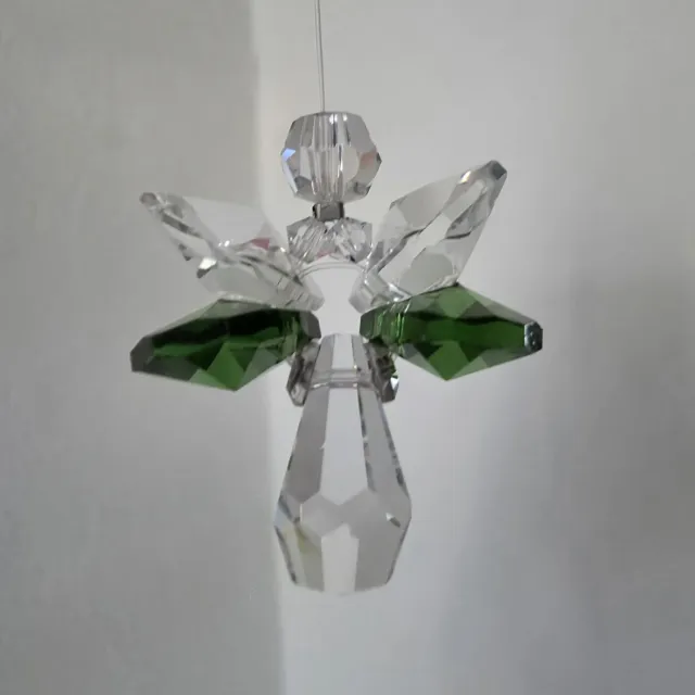 CrystalDesign Geluksengel Groen Raamhanger, gemaakt met o.a. Swarovski Kristallen (32% volloodkristal) Suncatcher, Beschermengel, Engel, Engeltje, Kristal, Kerstengel, Kerst, Kerstdecoratie, Raamdecoratie, Cadeau, Hanger, Decoratie, Raamkristal, Kerst-pakket.