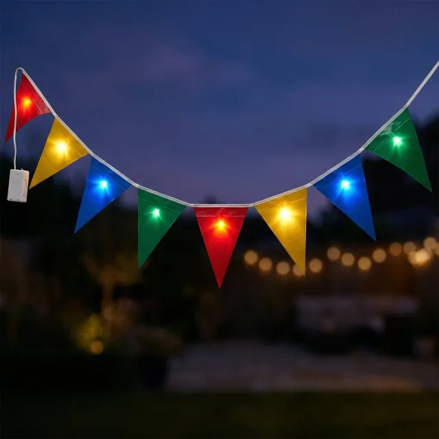 Lomera Vlaggenlijn met Led-Verlichting - Feestslinger - Lichtsnoer Vlaggetjes - Slinger - Feestverlichting - Tuinverlichting - Partylights - Vlaggen Lichtsnoer - Led Slinger - Feestversiering - Voor Binnen en Buiten - Feest en Tuin