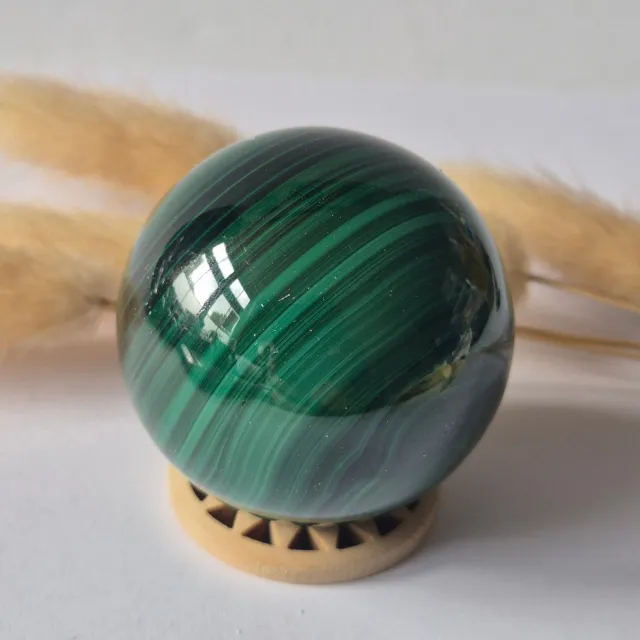 Moonlight Gemstones Malachiet Edelsteen Bol – 52 mm | 209 gram Meerkleurig