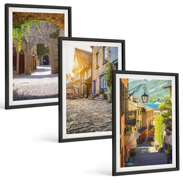 TULUP 4-Delige Schilderij Set - Sfeervolle straatjes met stenen gebouwen en poorten. - 40 x 60 cm - Muurdecoratie - Wanddecoratie - Hal - Woonkamer Decoratie Zwarte lijst
