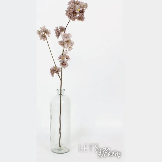 Flowerambiance Let's Bloøm| Zijden Bloesem | kunst bloesem | Taupe | Grijs | Flower Ambiance | Kunst bloem | Zijden bloem| Bloesem | Voorjaar | Kunst tak | Bloemsem tak | Lever kleur | Bruinachtig grijs | Grijsbruin