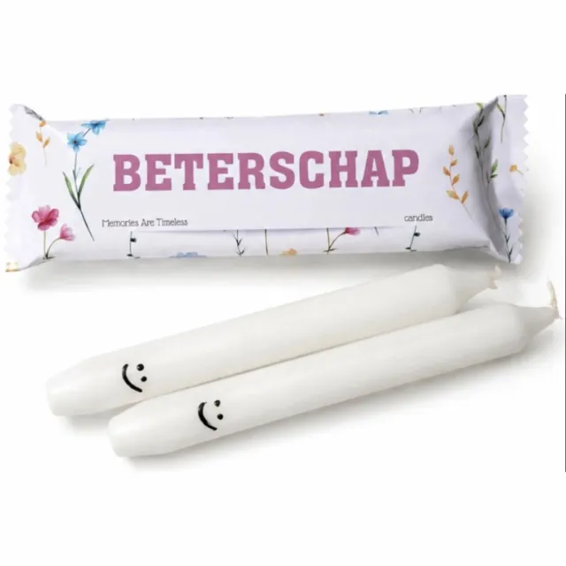 Memories Are Timeless Beterschap Cadeau - Dinerkaarsen met Smiley - Cadeauverpakking met Bloemen - Memories Are Timeless