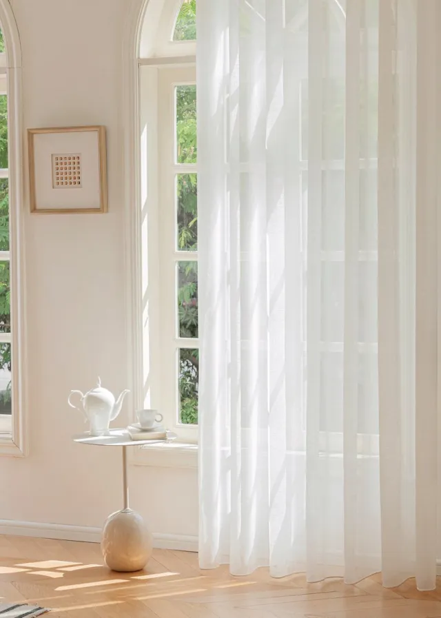 maroyathome BIBIANA Vitrage Gordijn - Kant-en-Klaar met Plooiband - Off White - 300x180 cm - Transparant Inbetween Glasgordijn - Incl. Loodveter en Embrasse - 1 Stuk