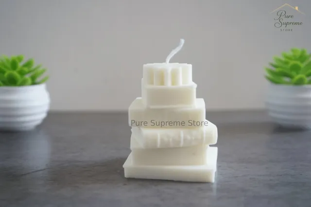 Pure Supreme Store Decoratie kaars boekenstapel wit | Handgemaakt