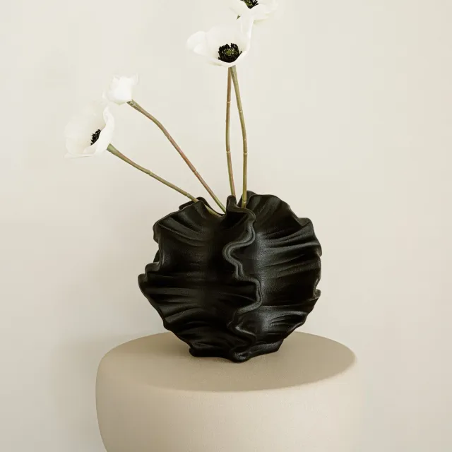 Indore Home Coral vaas M - Vaas keramiek - Decoratieve accessoires - Zwart