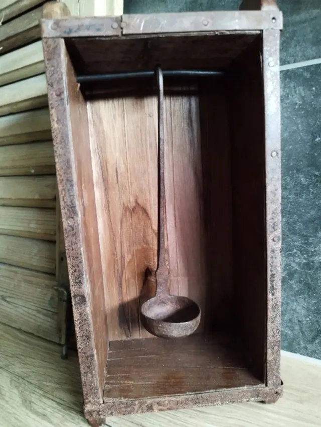 Nowi Design Candle in brickmould hanging bruin
