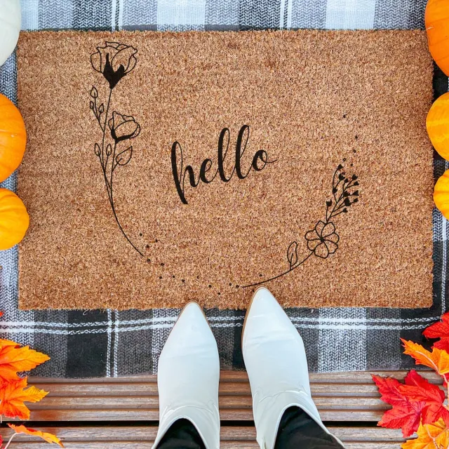 Laser Point Floral | 60x40 cm | Nieuwe huis cadeau | Ingangsmat | Deurmat met stijl | Verhuizing cadeau | Praktisch & trendy | Perfect voor binnenkomst | Cadeau voor nieuwe woning bruin | zwart (gravering 60x40)