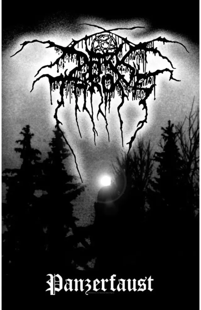 Rock Off Darkthrone - Panzerfaust Textiel Poster - Zwart/Grijs