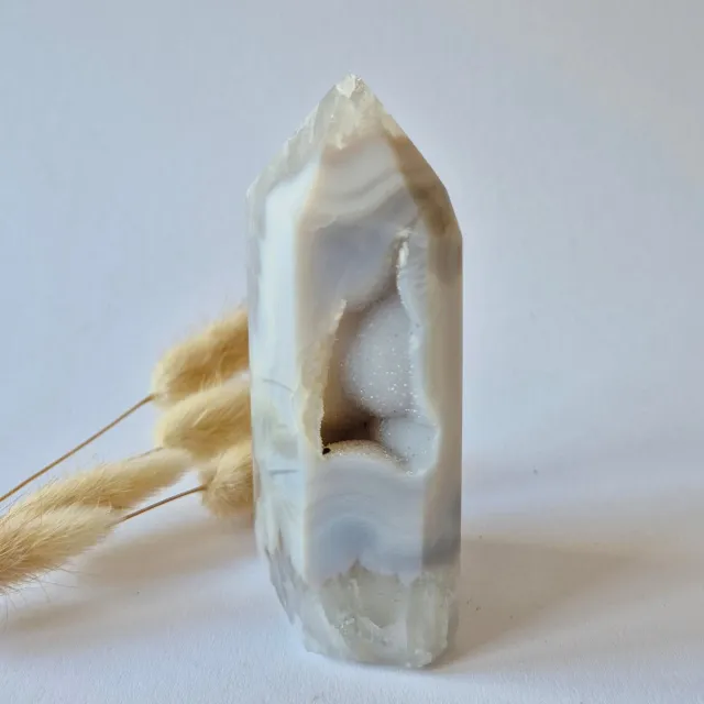 Moonlight Gemstones Druzy Agaat Toren uit Uruguay 330 gram | Natuurlijke Geode Edelsteen Meerkleurig