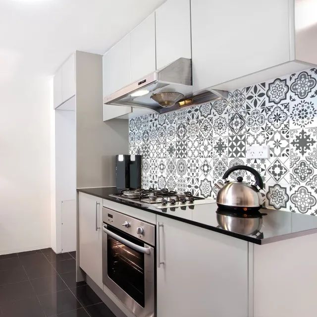 Ambiance Sticker Zelfklevende tegelmuurstickers voor keuken en badkamer - 24 Azulejos Riviera tegelstickers - 24 stickers 15x15cm Multi color