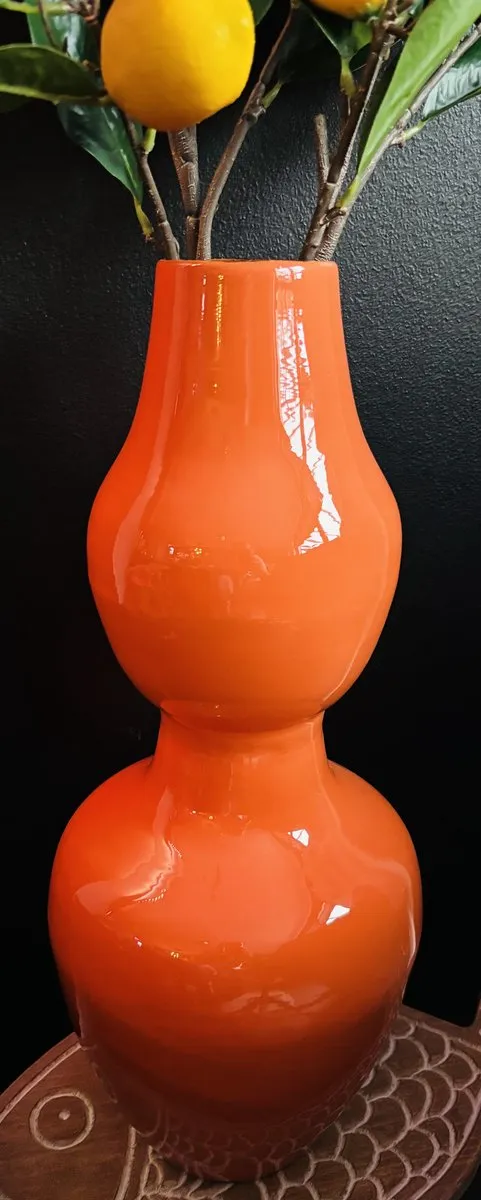 Colmore Vaas | Papaya | Oranje | Flesvaas | Fles Vaas | Bloemvaas | Bloem vaas | Woonaccessoires | Woonaccessoire | Landelijk | Landelijke inrichting | Bohemian | Ibiza | Woonkamer | Woonruimte | Sfeervol | Interieur | Accessoires | Accessoire | Naturel | Ok