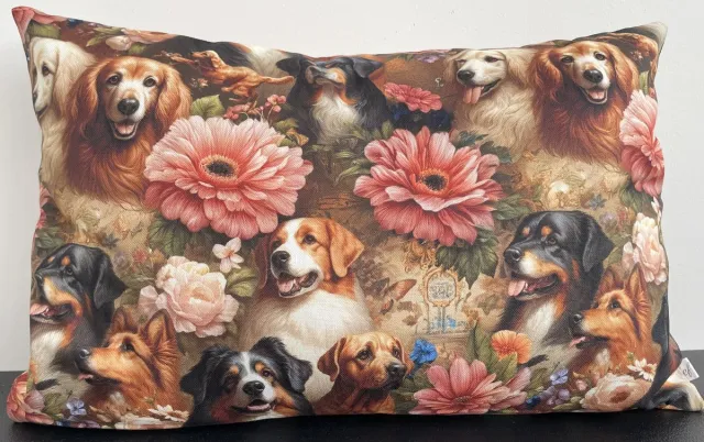 By Eef sierkussenhoes-30x50-hondjes en bloemen zwart