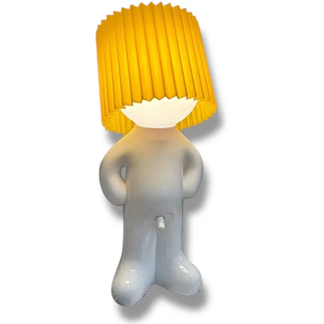 Kinky Pleasure MR Lightdick Bureaulamp – Gele Kap – Speelse LED Tafellamp met USB-C – Vrolijk & Modern Design Staand Model Geel