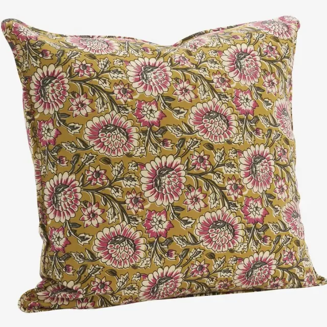 Madam Stoltz Kussenhoes - mosterd/roze bloemenprint - 50x50cm