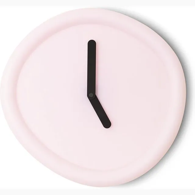 Werkwaardig Ronde Klok Babyroze / Round Clock Babypink - Design klok Werkwaardig