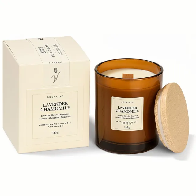 Scentulp Geurkaars Lavender Chamomile - Sojawas met houten lont Bruin