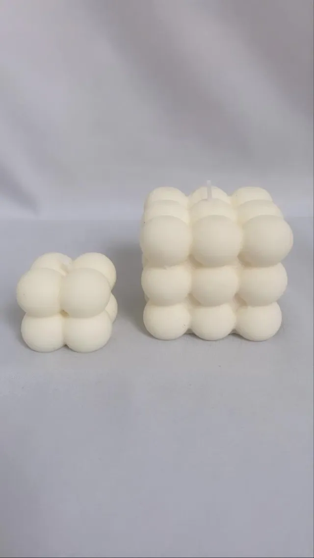 Designed on 45th set van 2 bubble kaarsen- soja wax - kleine en grote - creme wit