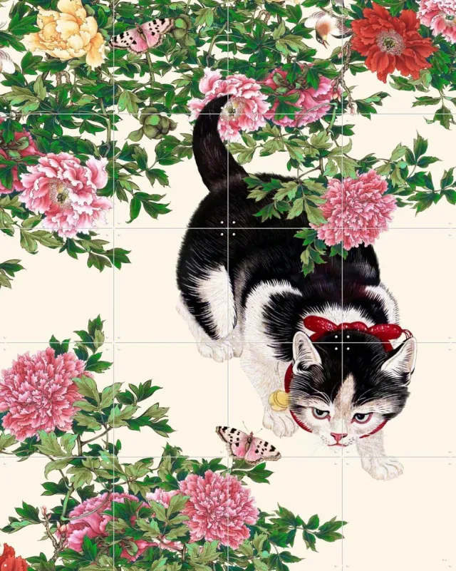 IXXI Butterflies, Be Aware, Marja van den Hurk - 80 x 100 cm - Grote wanddecoratie en posters - Vintage, Illustraties, Gang, Kat, Dieren Groen / Roze