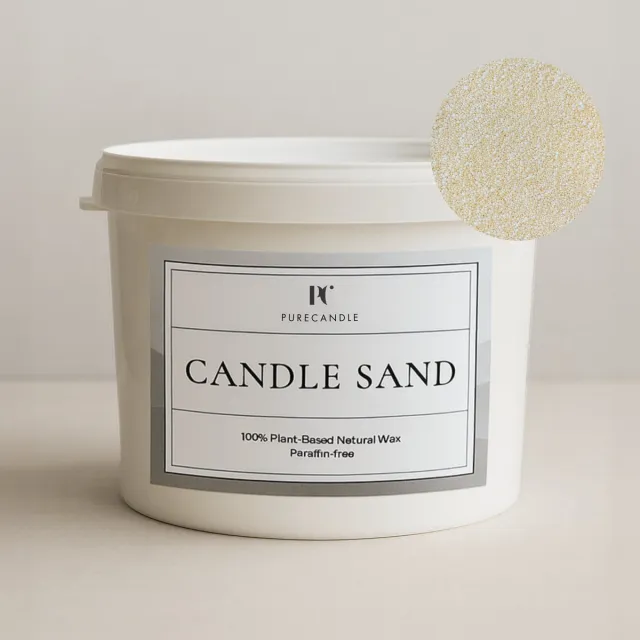 PureWorld Kaarsenzand Bucket Licht Beige PureCandle – 2,5kg (4,4L) – Incl. 100 Lonten - Kaarspoeder - Kaars voor bruiloften en evenementen - Bulkverpakking - Poederkaars - Kaars parels